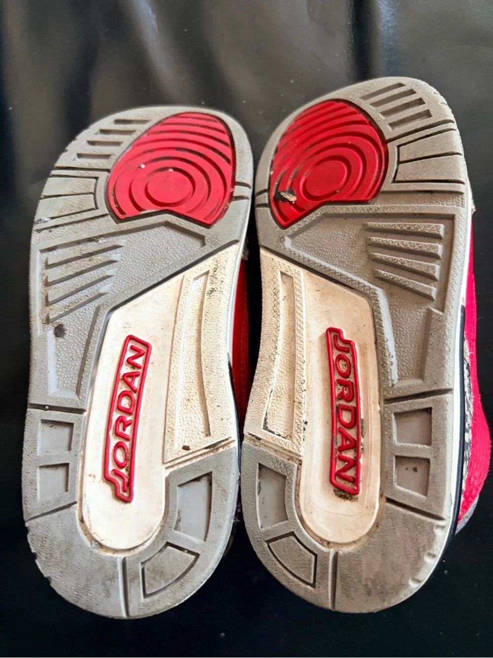 Toddler Jordan 3’s size 10c